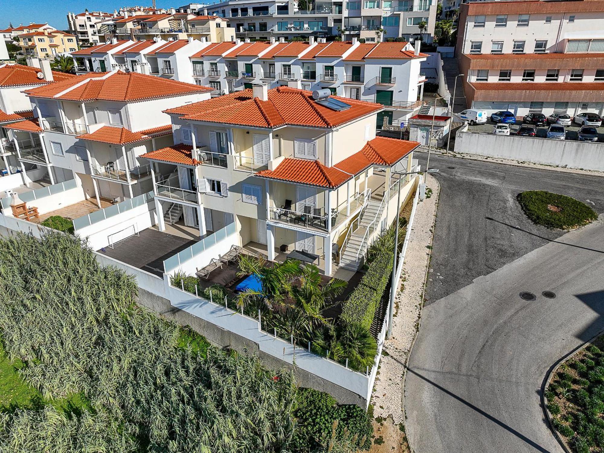 Hotel Vibing & Liming Ericeira Esterno foto