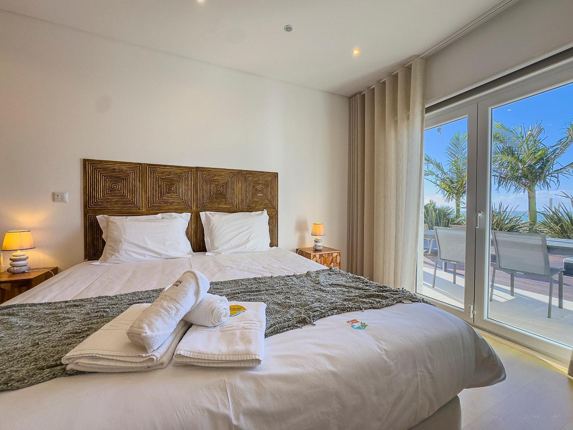 Hotel Vibing & Liming Ericeira Esterno foto