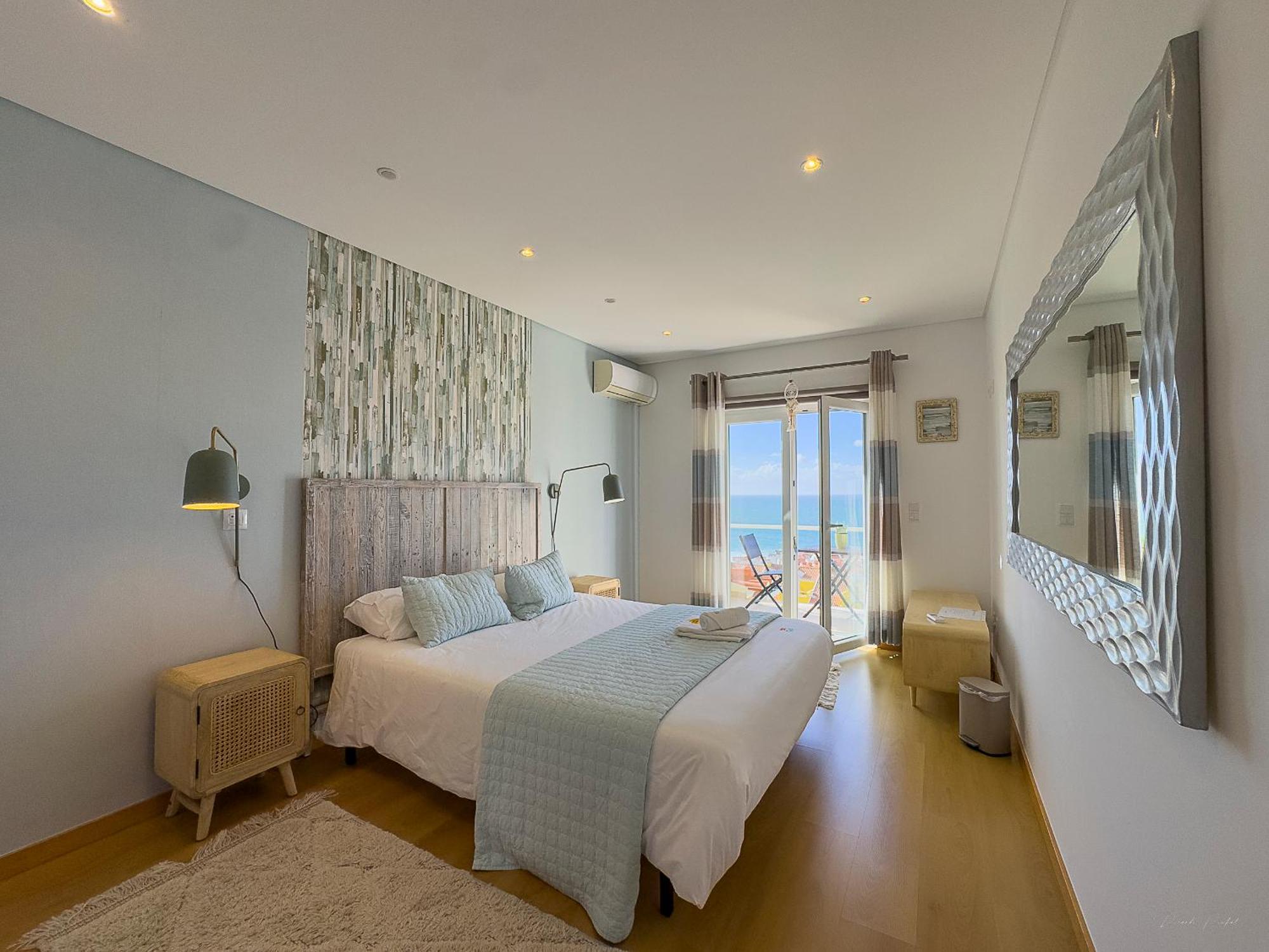 Hotel Vibing & Liming Ericeira Esterno foto